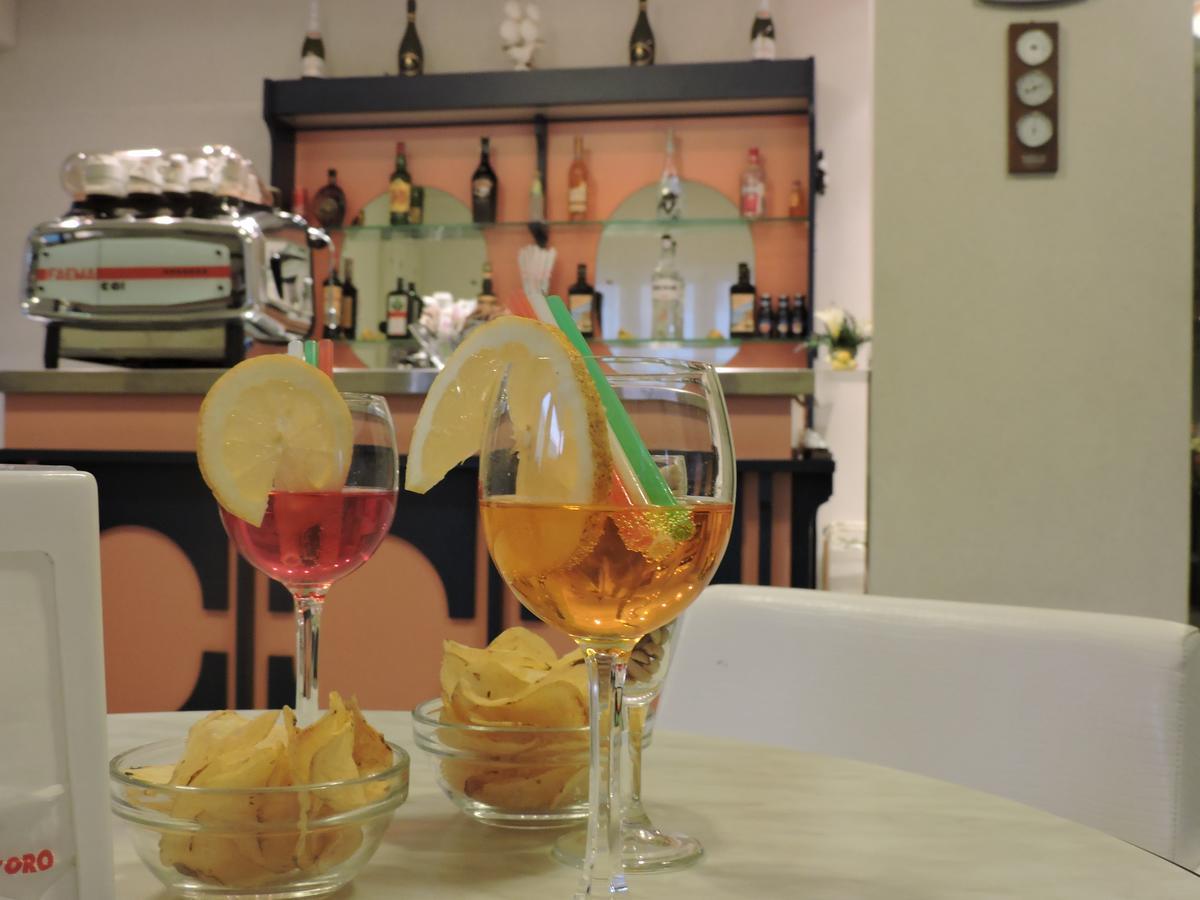 Albergo Sabrina 里米尼 外观 照片